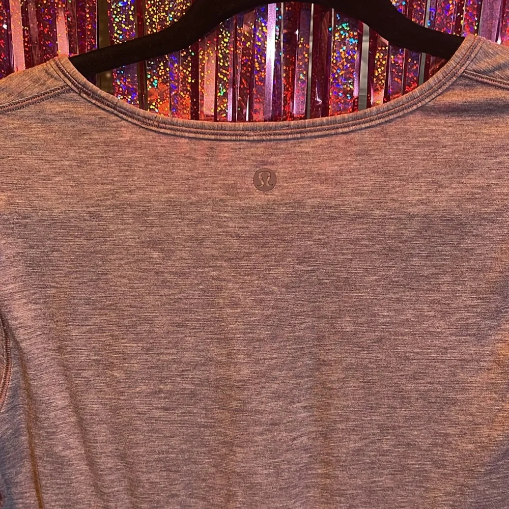 lululemon athletica Do the Daily Purple Short Sleeve Tee - Picture 7 of 8